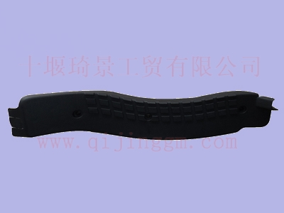 左門欖壓條總成5102009-C0100_東風天龍駕駛室配件