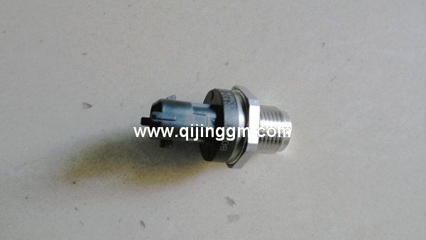 0281002937 4H DRS軌壓傳感器 4H發(fā)動(dòng)機(jī)配件 東風(fēng)天錦配件
