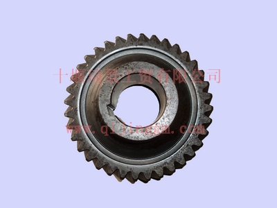 萬里揚(yáng)C62-867中間軸四檔齒輪5T60-2411_東風(fēng)變速箱配件