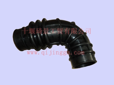 進(jìn)氣膠管-增壓器進(jìn)氣口 1109021-KM1Y0 東風(fēng)天龍配件 東風(fēng)駕駛室配件
