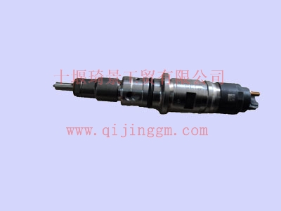 ISDE噴油器總成 D4988835 康明斯發(fā)動機配件 東風天龍配件