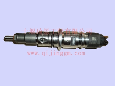 ISDE噴油器總成 D4988835 康明斯發(fā)動機配件 東風天龍配件